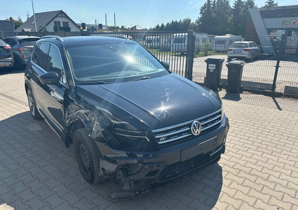 Volkswagen Tiguan cena 64900 przebieg: 122000, rok produkcji 2019 z Leszno małe 254